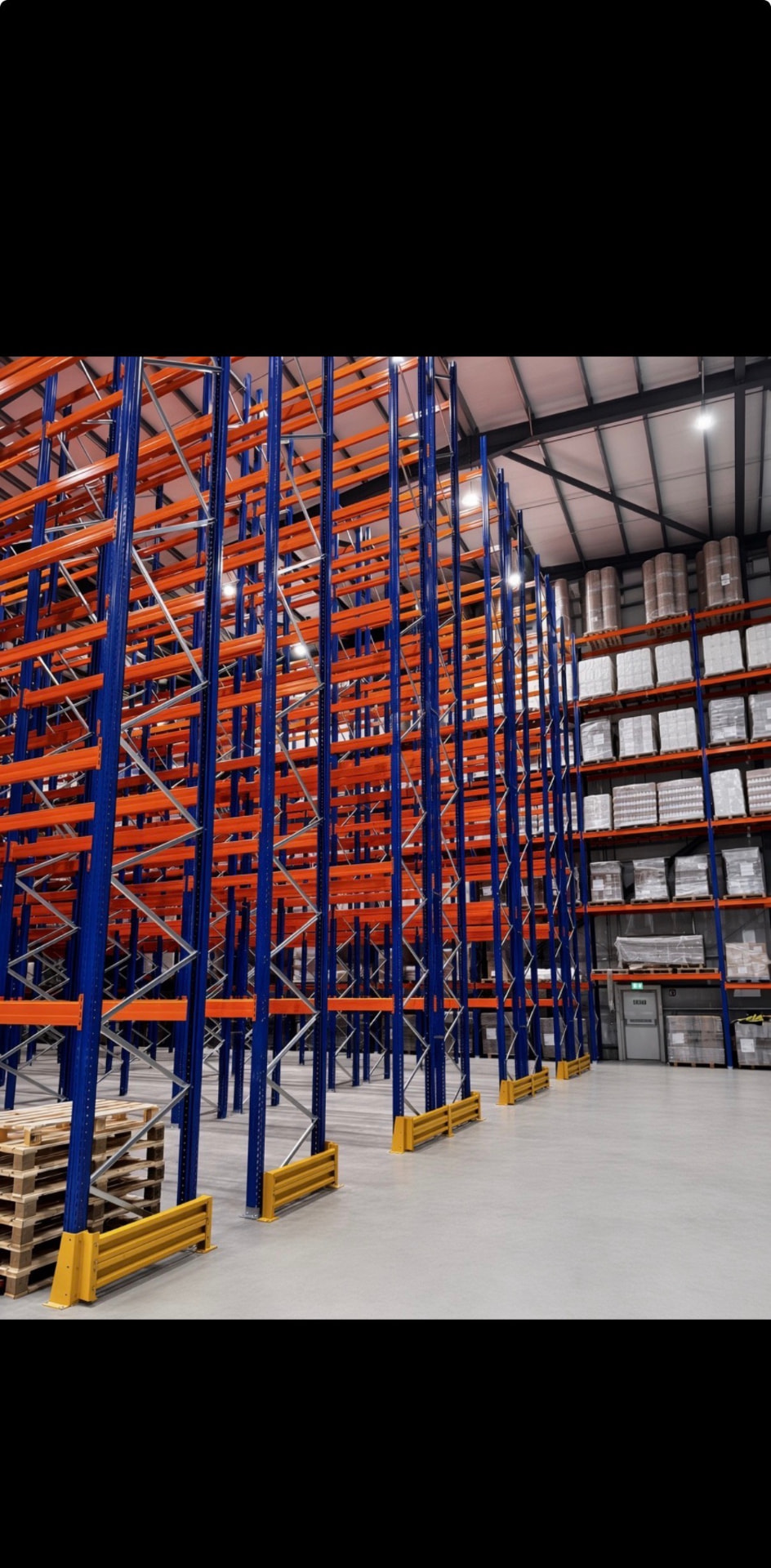 Conventional pallet racking